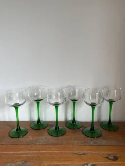 6 verres à pied