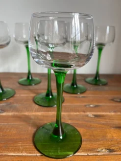 6 verres à pied
