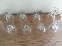 8 verres à pied