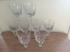 8 verres à pied
