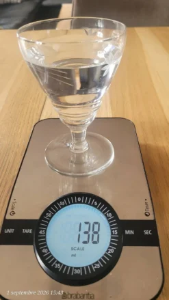 4 verres à pied Art Déco en verre gravé