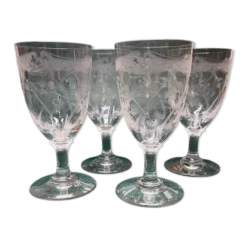 Verres à pied en cristal