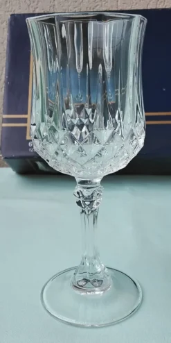 6 verres à pied en cristal