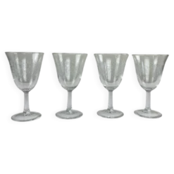 Verres à pied gravés