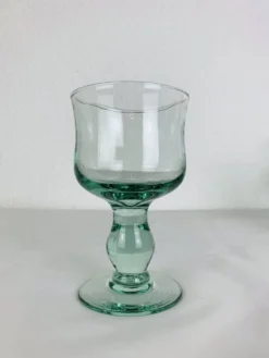 10 verres à pieds vintage fait main