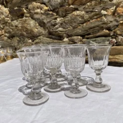Verres à porto , anciens verres apéritif