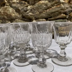 Verres à porto , anciens verres apéritif