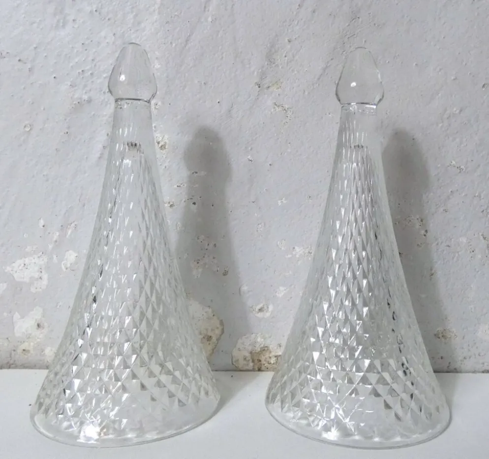 2 verres sans pied trinquettes flûtes à champagne Henri Maire verre vintage