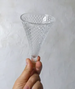 2 verres sans pied trinquettes flûtes à champagne Henri Maire verre vintage