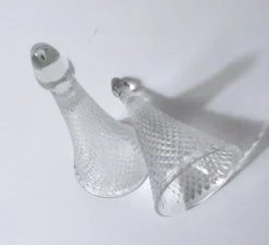 2 verres sans pied trinquettes flûtes à champagne Henri Maire verre vintage