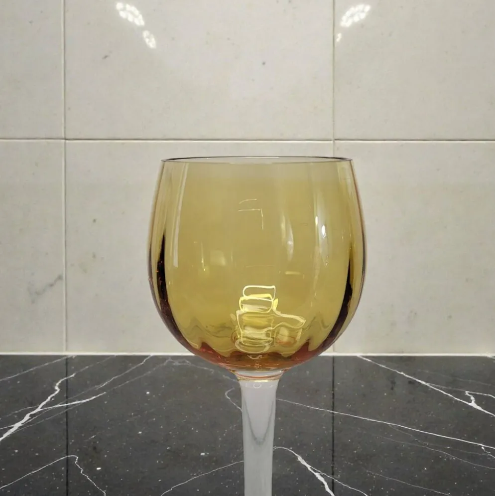 6 verres à vin ambrés en cristal