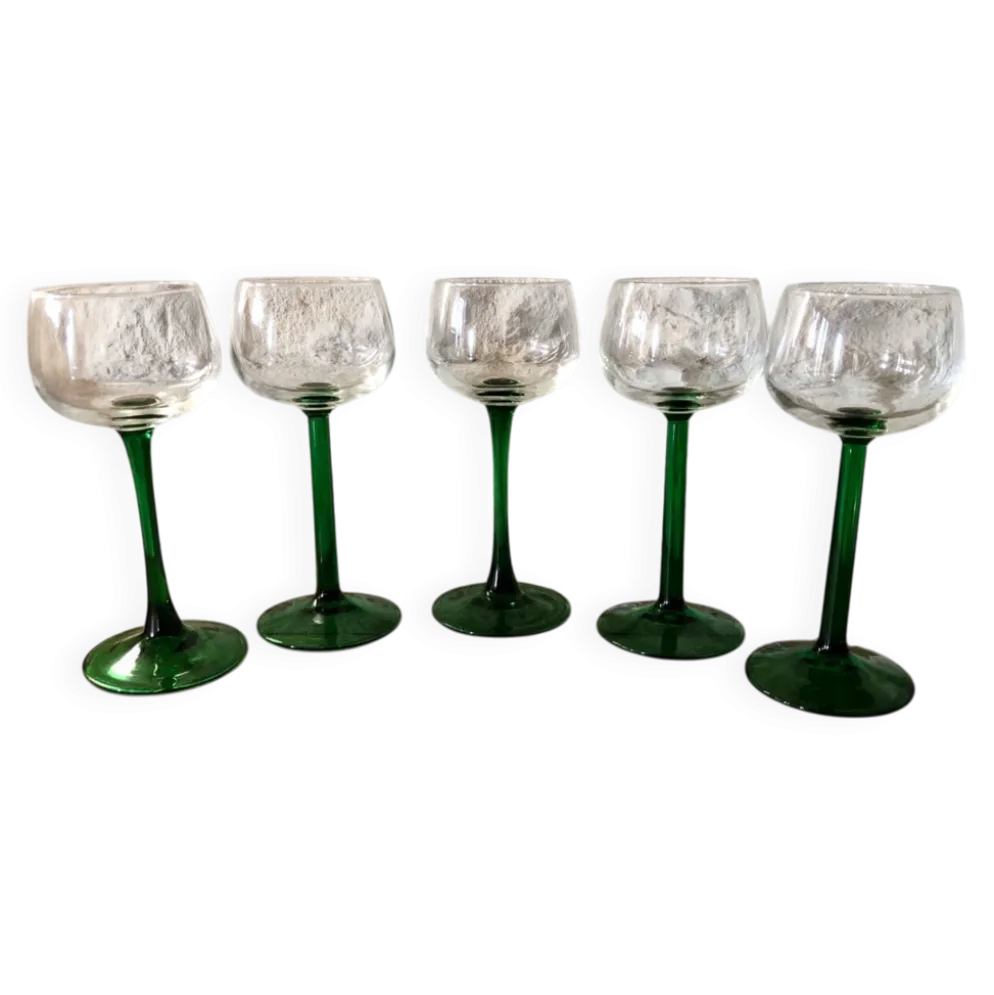 Verres à vin blanc anciens
