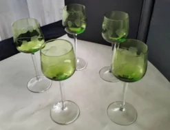 5 Verres à vin blanc d'Alsace Décor gravé