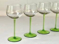 Verres à vin blanc soufflés vintage