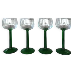 Verres à vin d'Alsace pied vert vintage