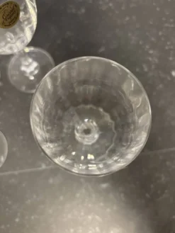 Verres à vin en cristal