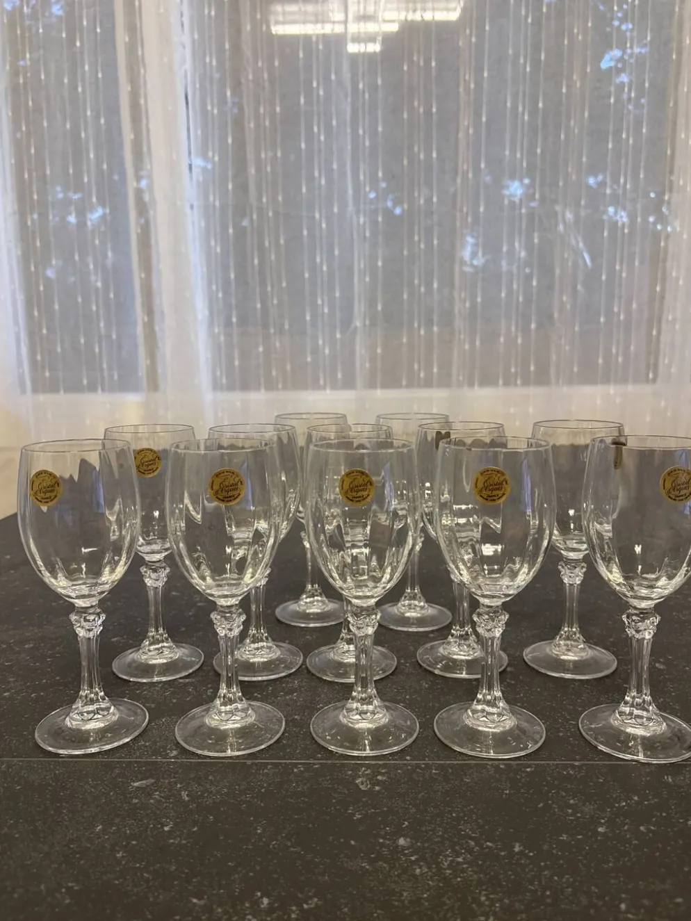 Verres à vin en cristal