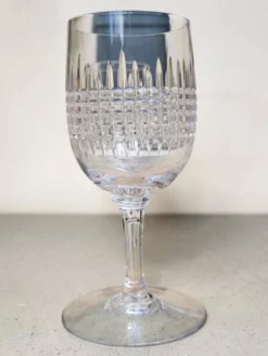 6 verres à vin en cristal de Baccarat, modèle Nancy