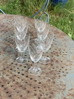 7 verres à vin en cristal et verre ciseles vintage