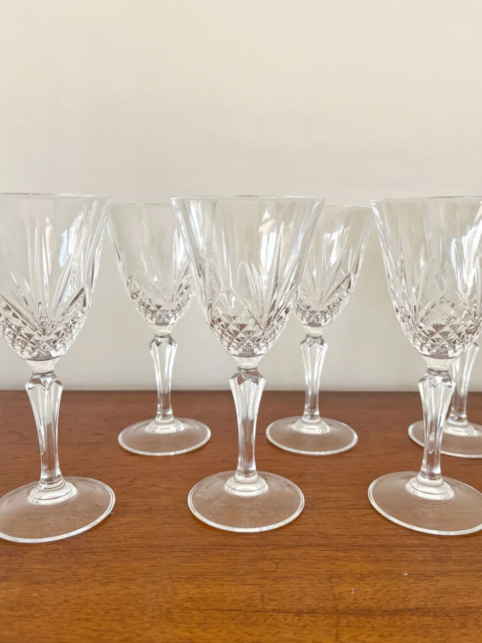 6 verres à vin "Masquerade" Cristal d'Arques vintage