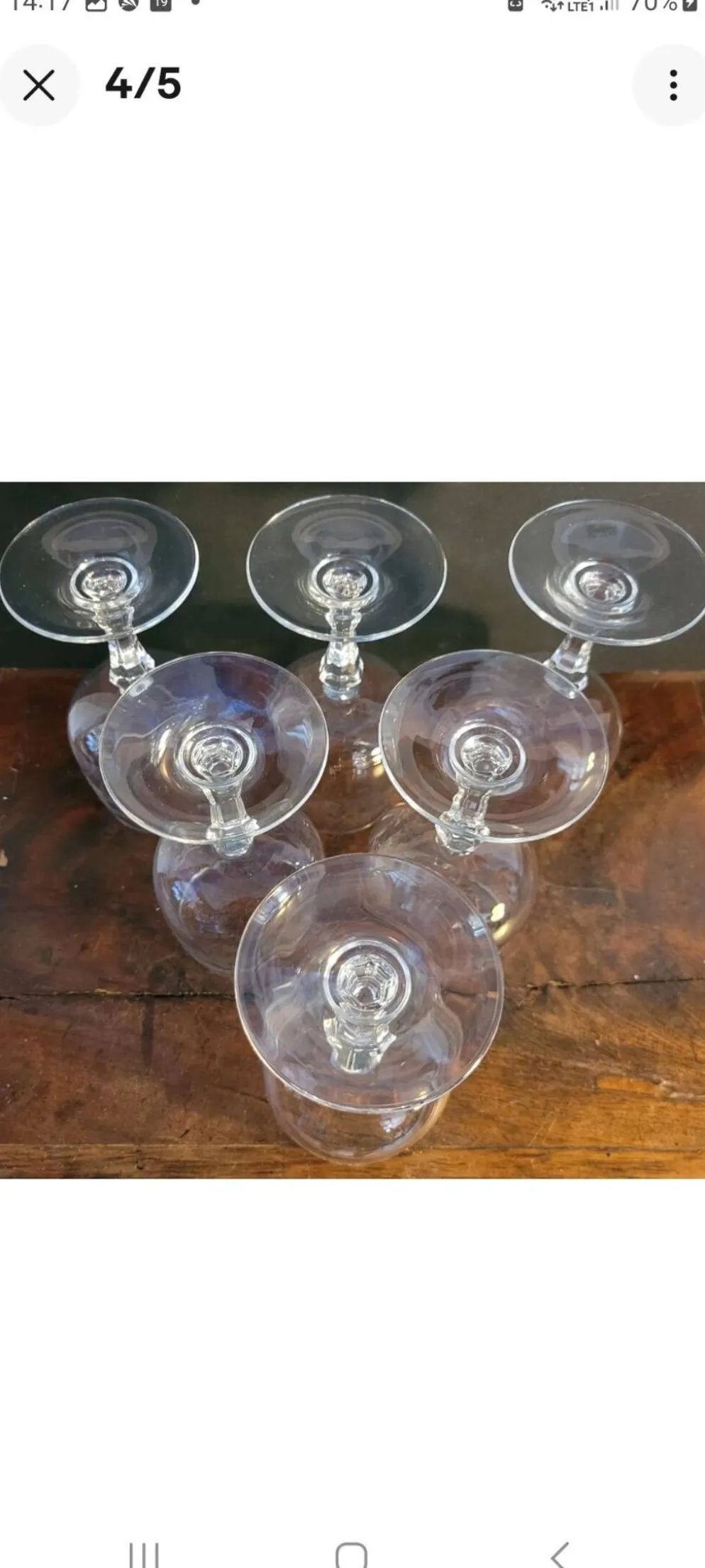 verres à vin Mikasa modèle Matignon, en cristal transparent et gravé.