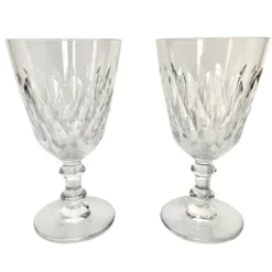 2 verres à vin modèle 