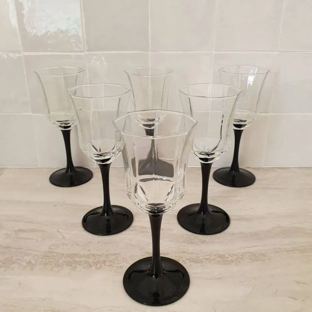 6 verres à vin Octime octogonal pied noir