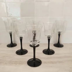 6 verres à vin Octime octogonal pied noir