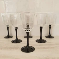 6 verres à vin Octime octogonal pied noir