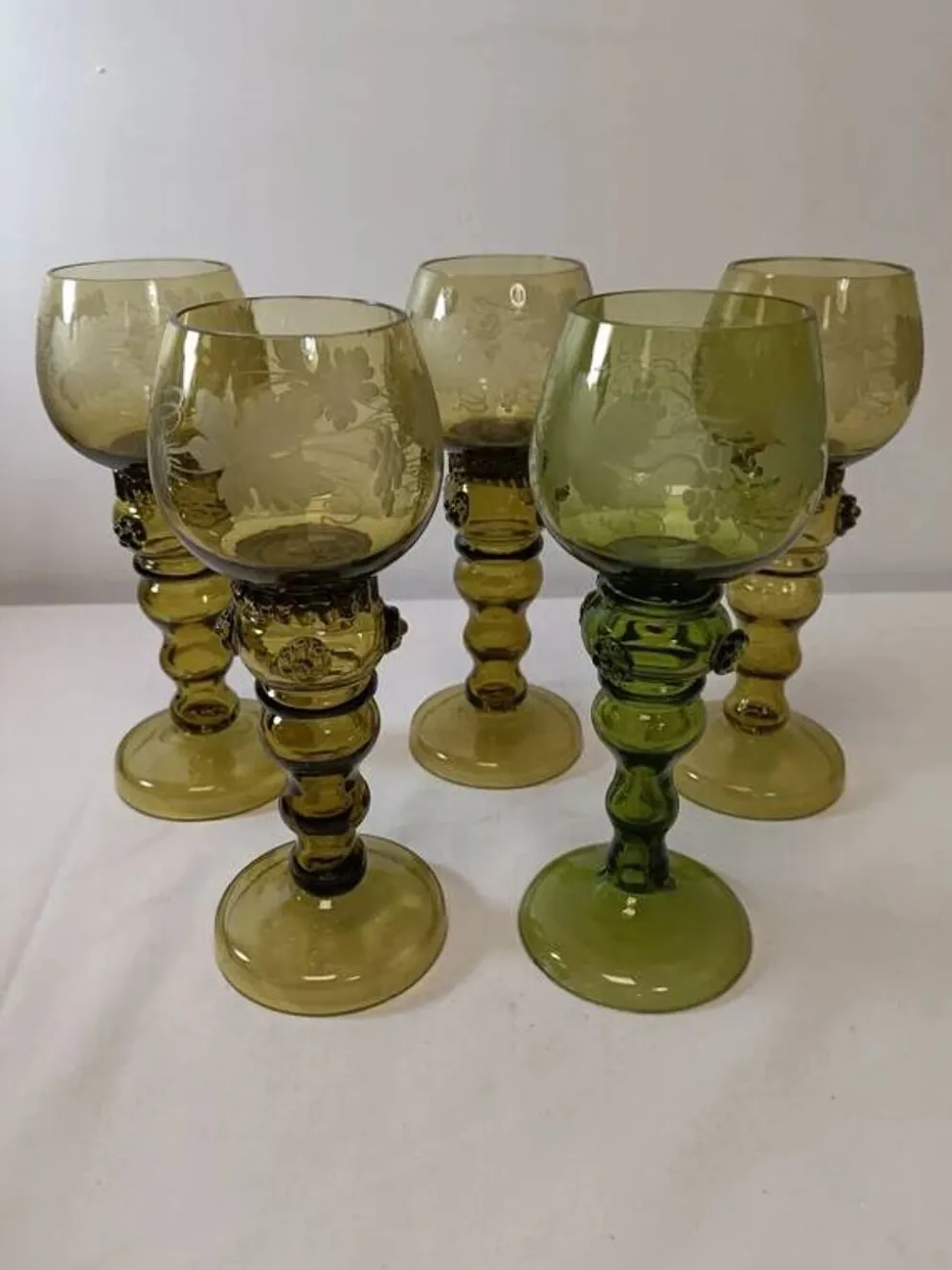 5 verres à Vin Roemer en Cristallin Vert XIX ème vintage en cristallin