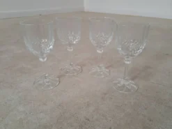 4 verres à vin rouge Luminarc Art déco