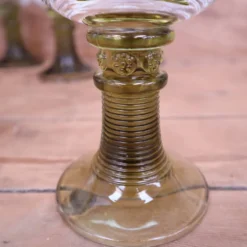 4 verres à vin style Roemer gros pied vert olive