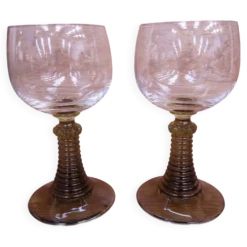 2 verres à vin style Roemer pied vert olive