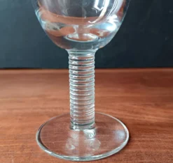 6 verres à vin transparents 15 cl vintage