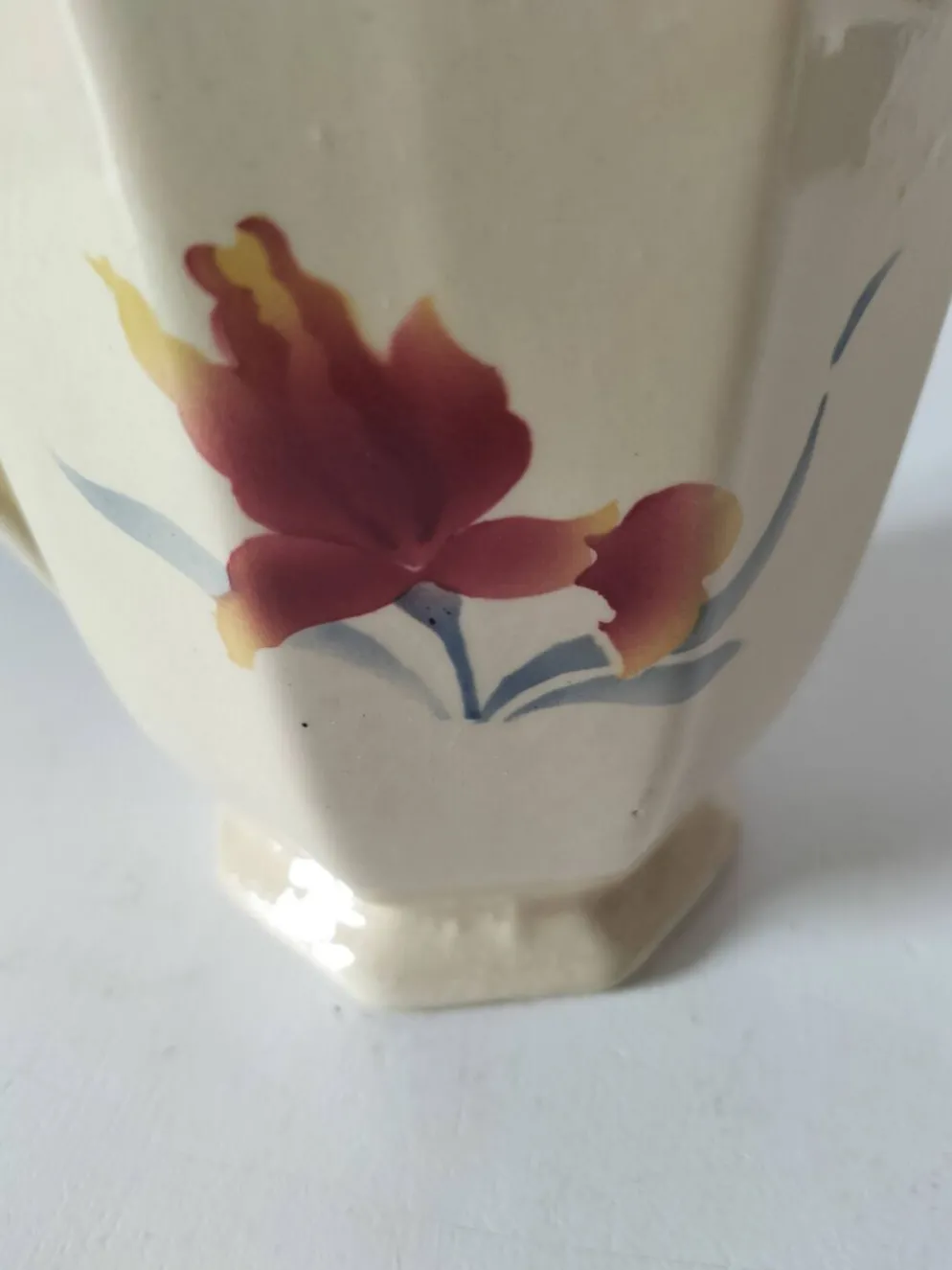 Verseuse Digoin Sarreguemines modèle 9225 – décor floral stylisé
