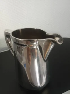 Verseuse à lait