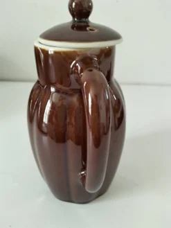 Verseuse vintage en grès émaillé chocolat