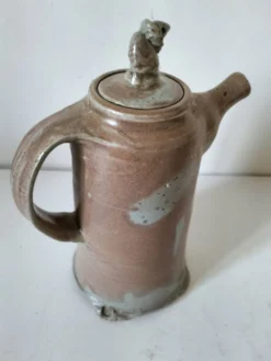 Verseuse zoomorphe en grès émaillé à la souris – Céramique artisanale
