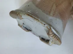 Verseuse zoomorphe en grès émaillé à la souris – Céramique artisanale