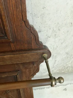 Vestiaire ancien en chêne sculpté, miroir et porte-parapluie — fin XIX