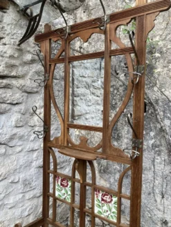 Vestiaire d’entrée ancien en bois