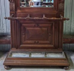vestiaire d’entrée à miroir en noyer – XIXe siècle