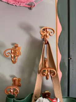 Vestiaire d'entrée mural vintage avec miroir et patères