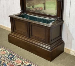 Vestiaire en chêne de la fin XIXème avec sa jardinière