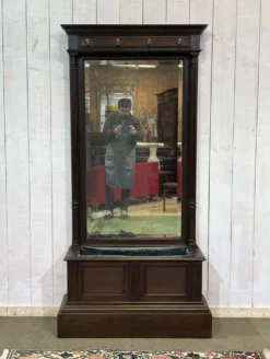 Vestiaire en chêne de la fin XIXème avec sa jardinière