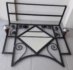 Vestiaire en fer forgé