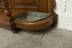 Vestiaire Napoléon III en noyer fin 19e, 3 miroirs, marbre