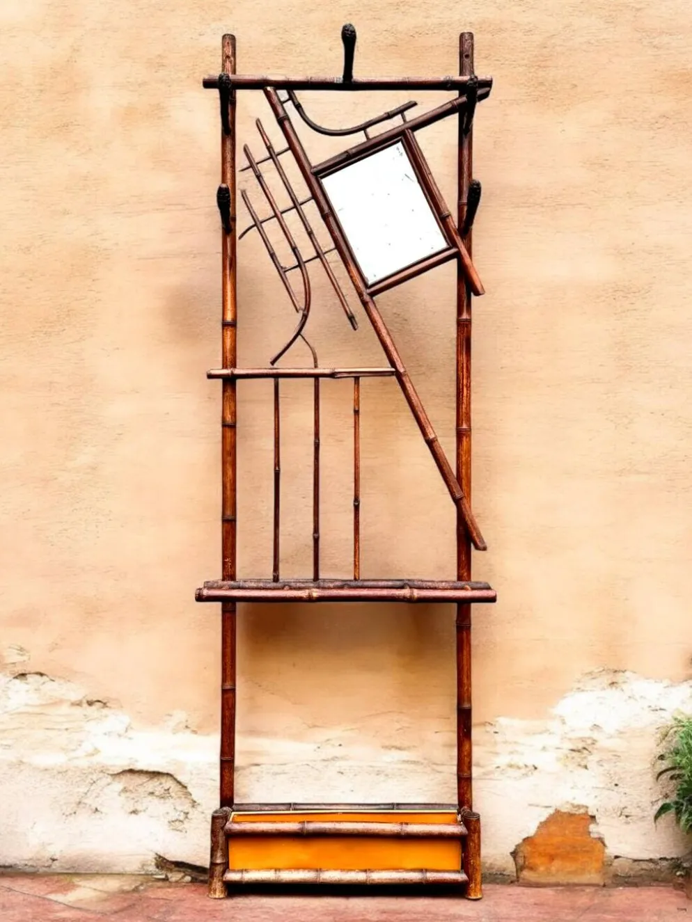 Vestiaire portemanteau 1900 en bambou