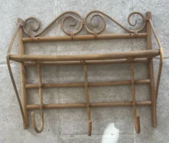 Vestiaire portemanteau mural en bambou et rotin vintage