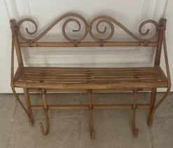 Vestiaire portemanteau mural en bambou et rotin vintage